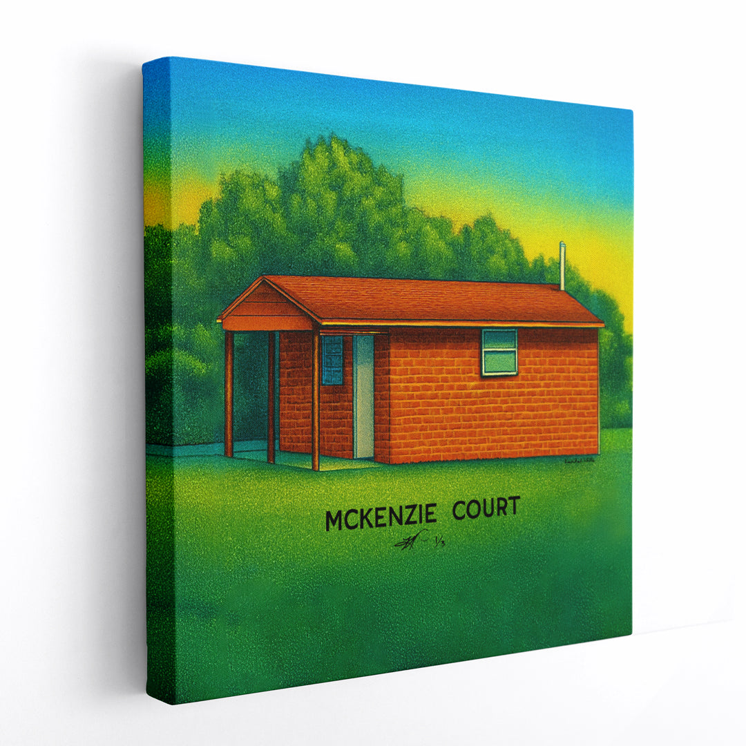 McKenzie Court Blind Man Store